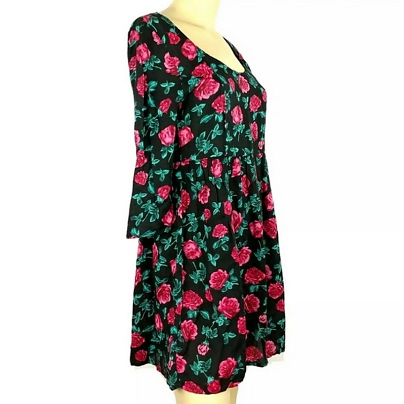 DIVIDED Floral Skater Dress Womens Junior Size 4 - Picture 2 of 4